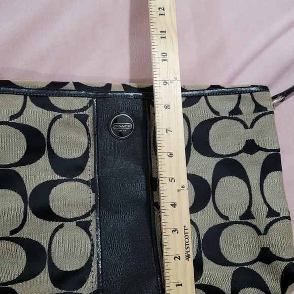COACH 2way Shoulder Bag Tote Signature Beautiful Crossbody Black. - Picture 10 of 10